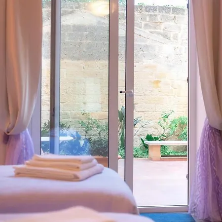 Palazzo Leo And Pensionat 4*