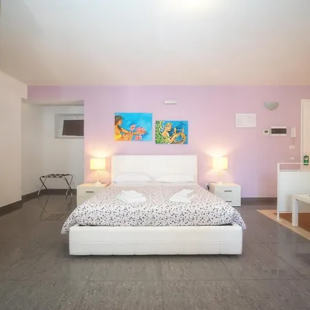 Palazzo Leo And Pensionat Lecce