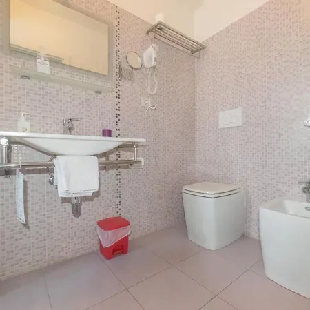 Pensionat Palazzo Leo And 4*