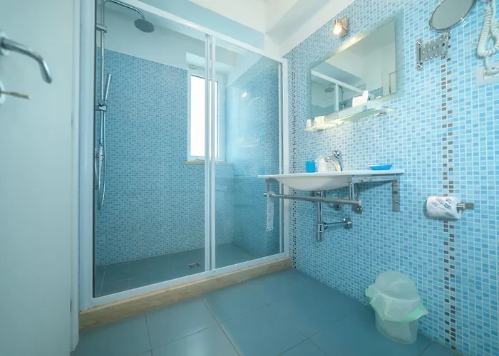 招待所 Palazzo Leo And