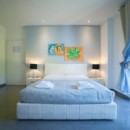Palazzo Leo And Гостевой дом 4*